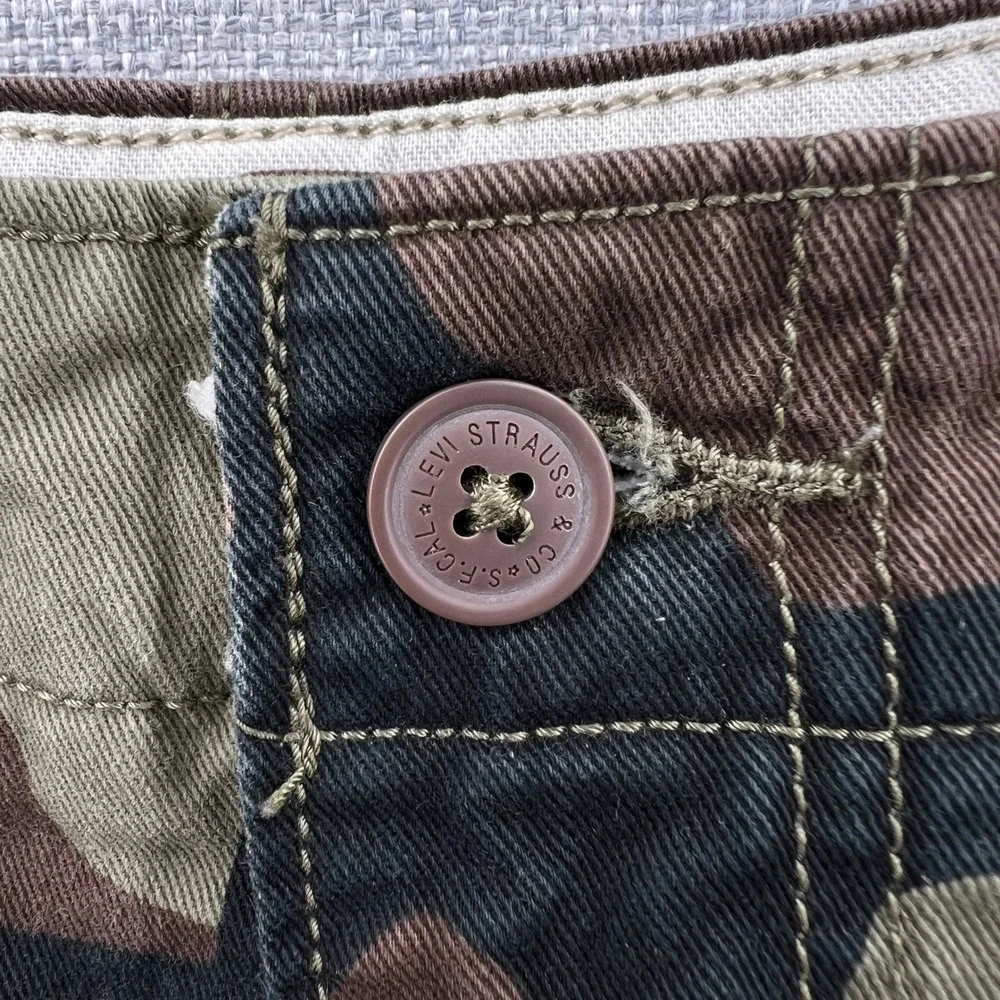 Levis levis camo